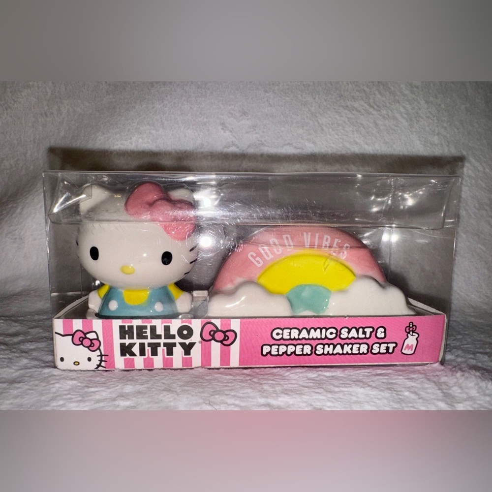 Hello Kitty Rainbow Ceramic Salt & Pepper Shaker